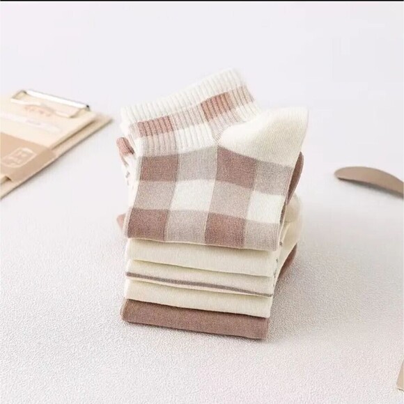 Plaid Teddy Bear Ankle Socks, Comfy Cute hosiery - Picture 3 of 5